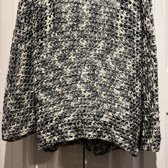 Handmade‎ Wool Blend Grey/White/Black Open Weave Cardigan Size M - Picture 8 of 8